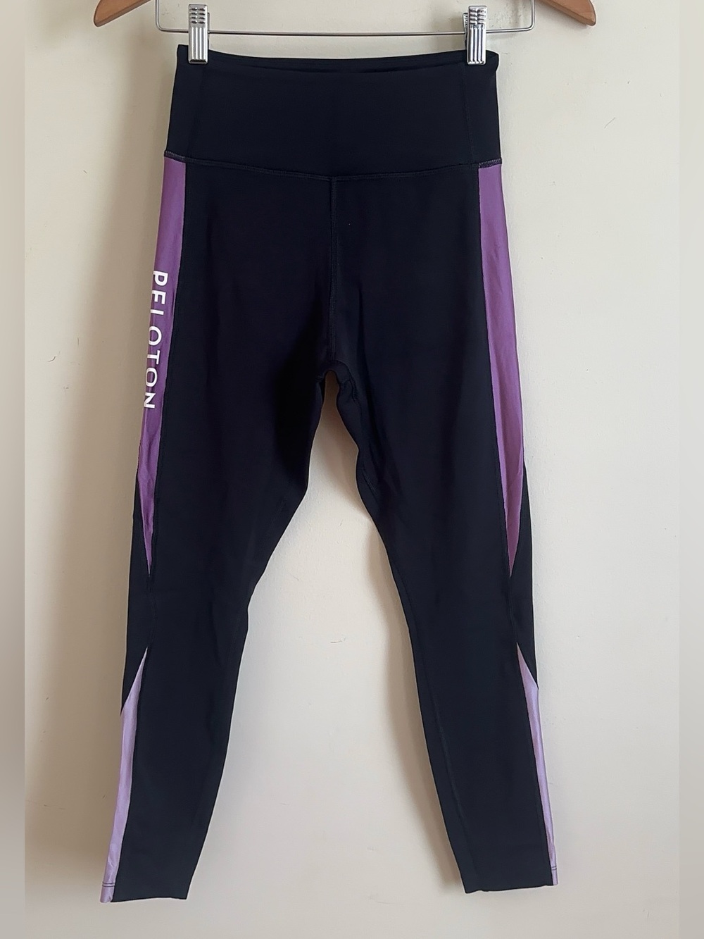 Peloton Colorblock Speed Leggings High Rise Crop Size Small Athletic